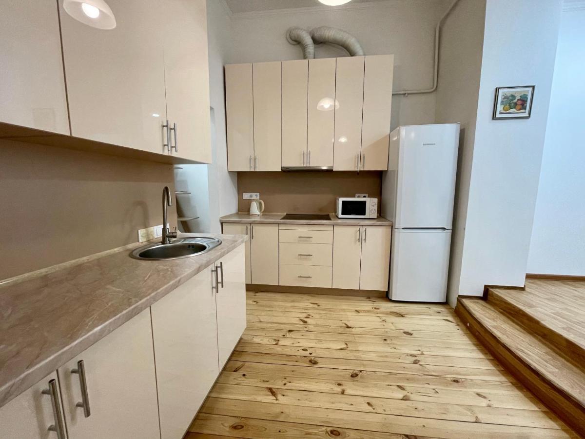 Avangard Kryva Lypa 3 Apart Lviv Exterior photo