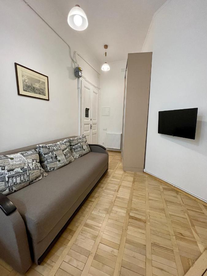 Avangard Kryva Lypa 3 Apart Lviv Exterior photo